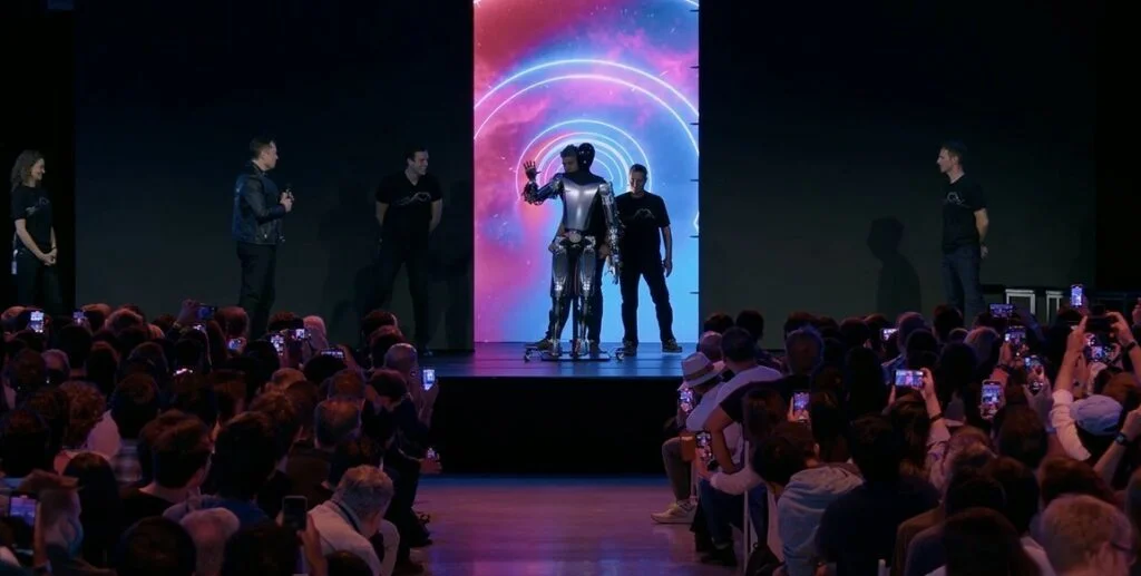 At Tesla AI Day, Elon Musk unveiled Bumble C and Optimus, 2 Tesla bots tesla ai day