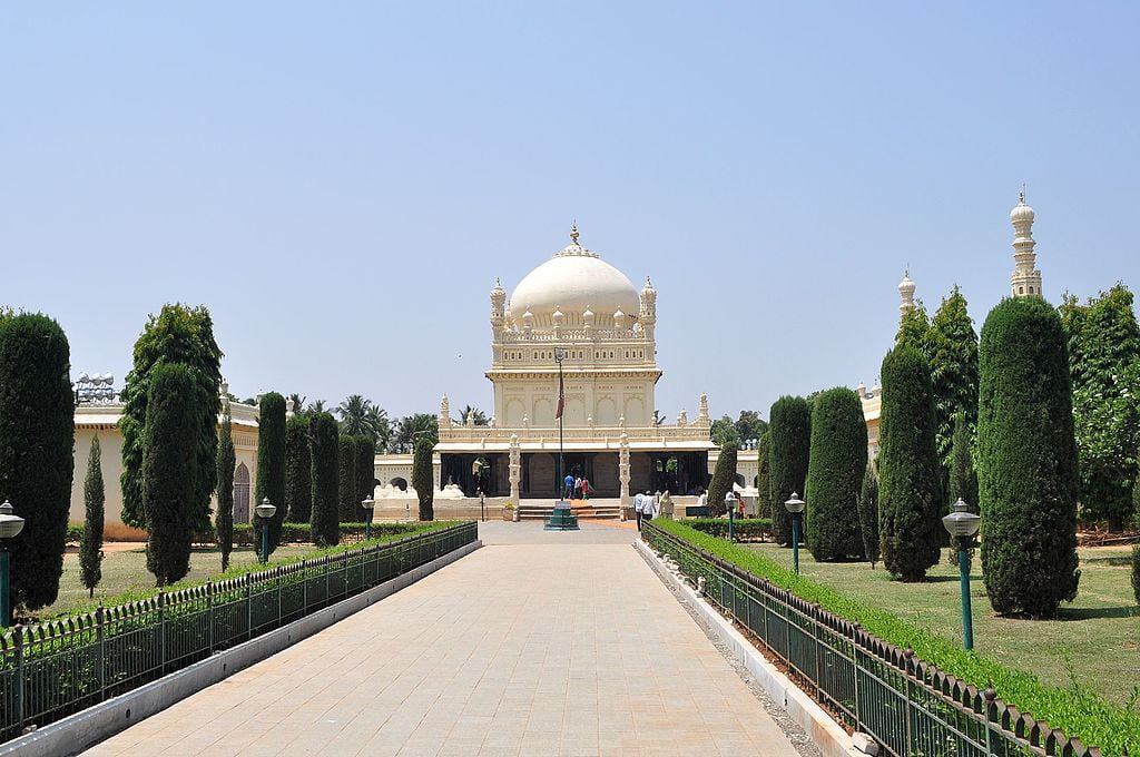 tomb of tipu sultan