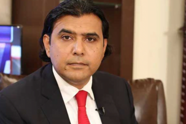 Mustafa Nawaz Khokhar senator for the PPP resigns