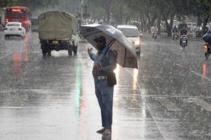 Next week Karachi is expected to observe light to moderate rain