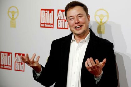 Whether to bring back Trump Elon Musk starts a Twitter poll