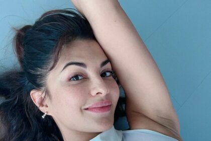 jacqueline fernandez gift scandle