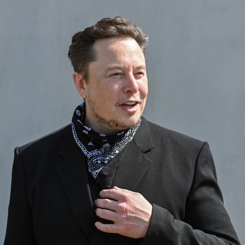 Musk sold tesla stock